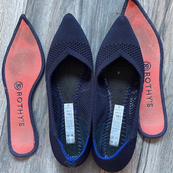 Navy Rothy’s pointy toe flats - Picture 3 of 6